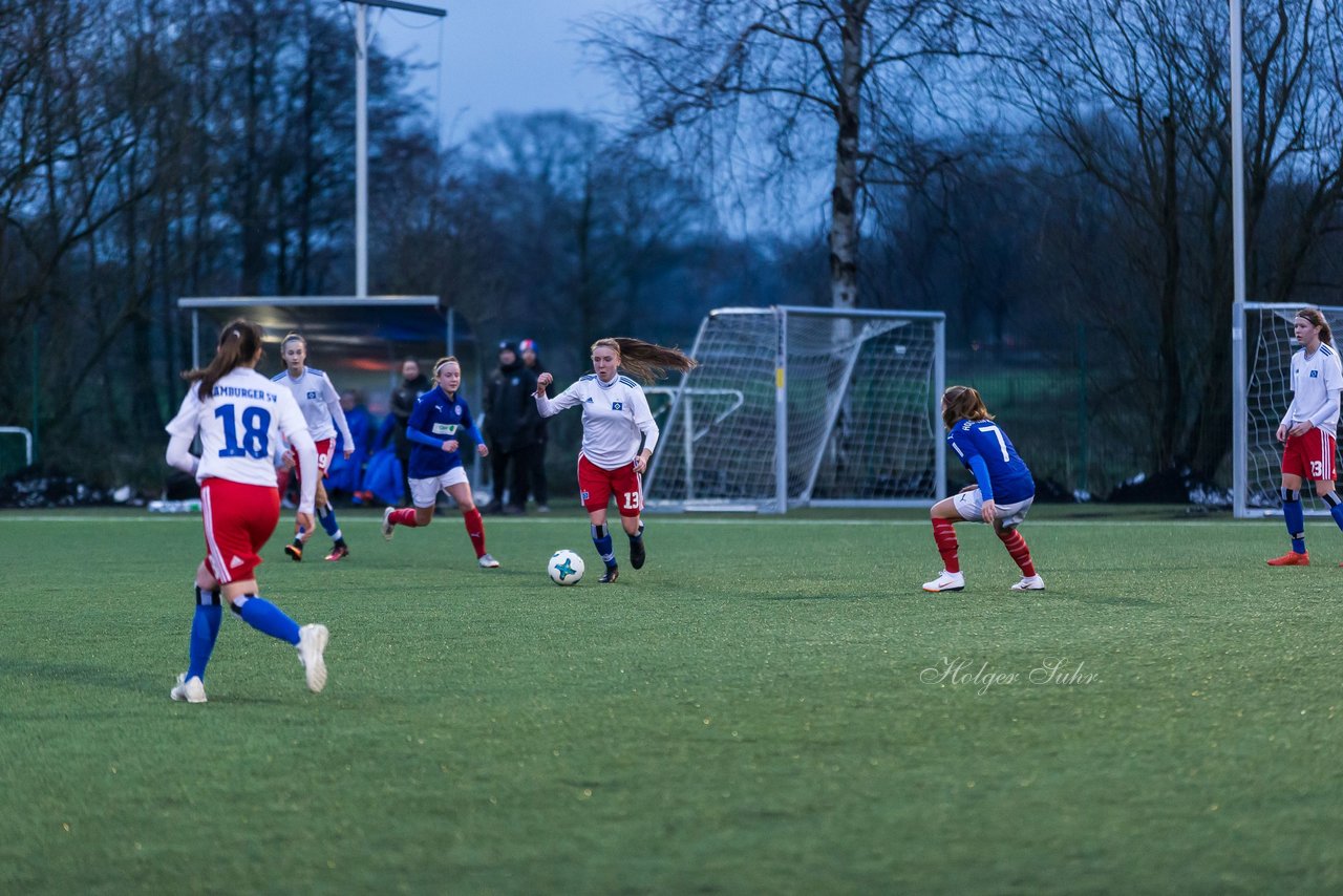 Bild 191 - wBJ Hamburger SV - Holstein Kiel : Ergebnis: 3:2